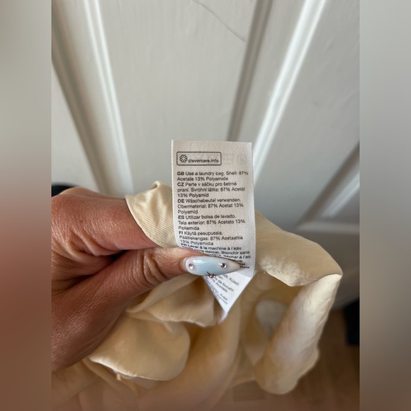 & Other Stories V-Neck Dress Medium - Picture 6 of 6